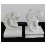 Pair of ceramic bookends, new with storage box
