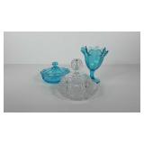 Glass, Fostoria Coin covered dish, crystal bird