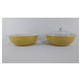 Two Pyrex bowls, one with lid, 9" in diameter