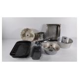 Baking pans, sifter, ricer, broiler pan