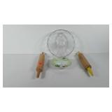 Kitchenwares, includes glass cake plate, two