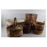 Basket group (5), 1 does have stains