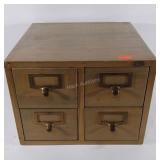 Filing box with dove tail edges, good