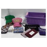 Ladies accessories, pocketbooks including one Liz
