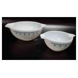 Pyrex, two mixing bowls with snowflake Garland