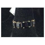 10k yellow gold sapphire ring, size 7 tested 1.9g