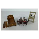 Dollhouse furniture, condition as shown