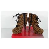 Leopard print boots ankle boots, size 9