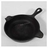 Wagner Ware cast iron ashtray, 4"