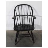 Windsor arm chair