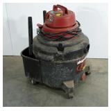 14 gallon Shop Vac, works, needs cleaned