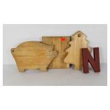 Wood cutting boards, LL Bean pig shaped 15x10,