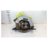 7 1/4in circular saw Ryobi, works