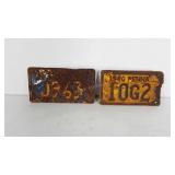 1940 and 1952 Pennsylvania license plates, one