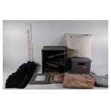 Old navy pants (size- L, 14), picture frames