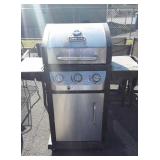 Dyna-Glo 3 Burner Propane Grill, used and needs