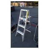 4ft Aluminum Step Ladder, seller code OE1