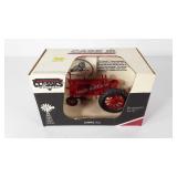 Country Classics Scale model, die cast Case IH
