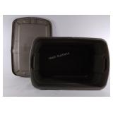 Empty tote with lid, good condition