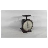 John Chatillon and Sons scale, 7" × 7" × 10"