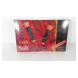 Snap-on salt & pepper shakers with chrome