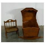 2 pieces: Rocking cradle with a broken leg-piece