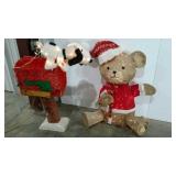 Christmas yard decor, both figures need work,