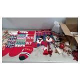 Christmas holiday decorations, tree light, night