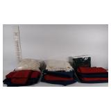 Table clothes (10), 3 throw blankets (1 does h