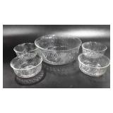 Clear glass swirl salad set