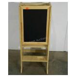 Kids reversible art station with storage, damage