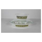 Pyrex Verde Square Flower 473 casserole and