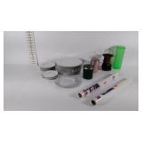 Crown Victoria (fine china) plate sets, 1