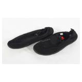 Size 13-14 Athletic Works water shoes