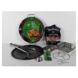 Grilling accessories, Big Green Egg stir fry pan,