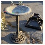 Bird Bath, molded Aluminum made, heavy base, 16"