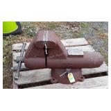 Wilton Heavy Duty Vise, Swivel Type,  6" Jaws