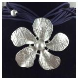 18-20in jasmine flower pendant necklace in