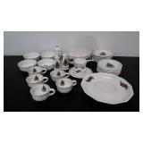 Pfaltzgraff and others Christmas Tree dinnerware,