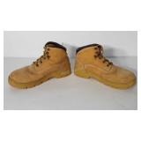 Herman survivors boots, size 10W