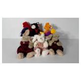 Basket of TY beanie babies, includes eight total