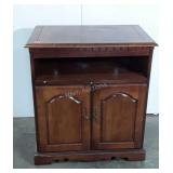 Computer desk/TV stand on wheels, 31x17x28