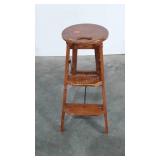 Folding ladder/stool, finish shows wear, 25"