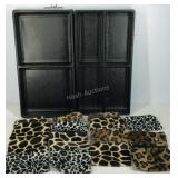 Two plastic jewelry trays with 15 animals print