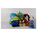 Plush toys (6)