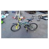 Bike, Magna Ripclaw, rear wheel rim is dented