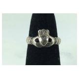 Vintage Claddagh Ring, 2.1 grams Sterling Silver,