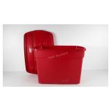 Rubbermaid Duratote storage tote with lid,  22
