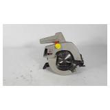 Black and Decker 7 1/4" circular saw, works