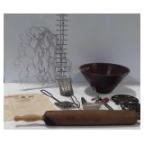 Kitchenwares: strapless cookie cutters, fabulous,